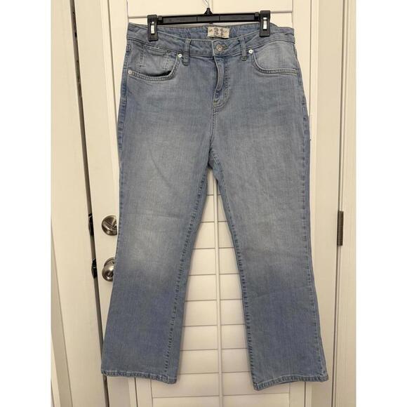 Free People Pants - Free People We The Free Jeans mid rise cropped flair etna size 31
